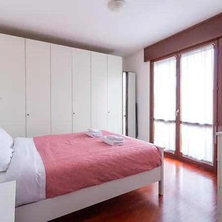 Apartment Comfort And Relax In Via Digione